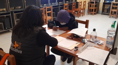 Kay Centro de Salud Psicológica Gabinete Móvil en UEs de Tupiza